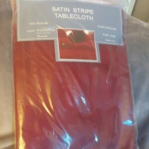 Satin Stripe Tablecloth